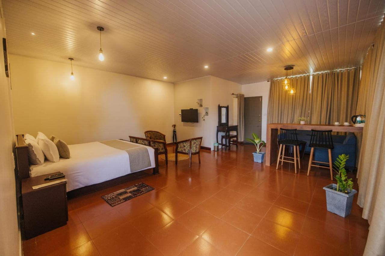 Misty Courtyard Resort Chinnakanal Εξωτερικό φωτογραφία