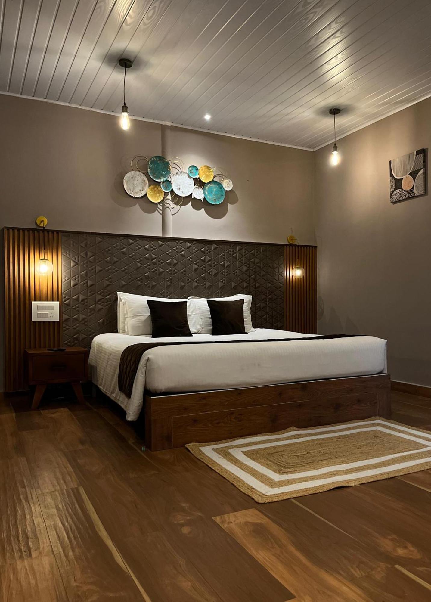 Misty Courtyard Resort Chinnakanal Εξωτερικό φωτογραφία