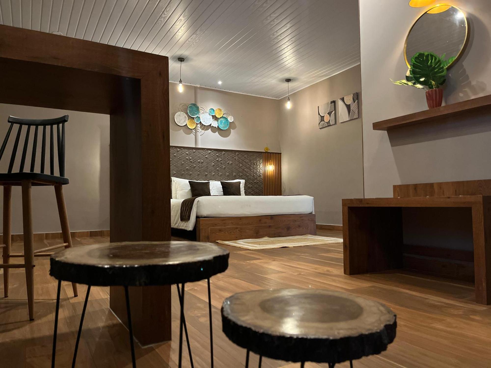 Misty Courtyard Resort Chinnakanal Εξωτερικό φωτογραφία