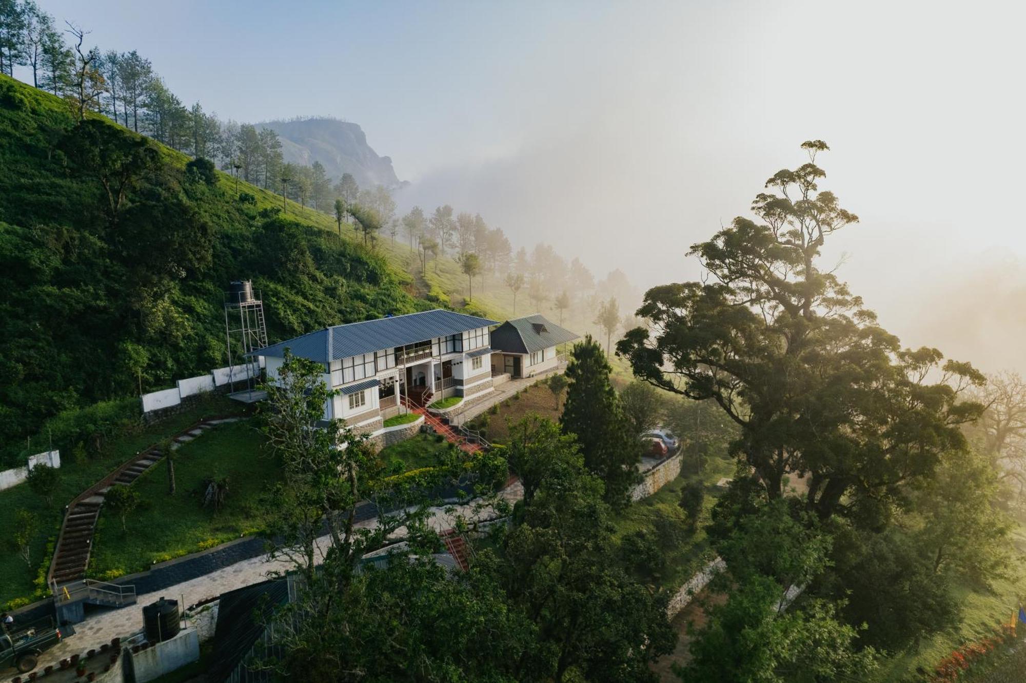 Misty Courtyard Resort Chinnakanal Εξωτερικό φωτογραφία
