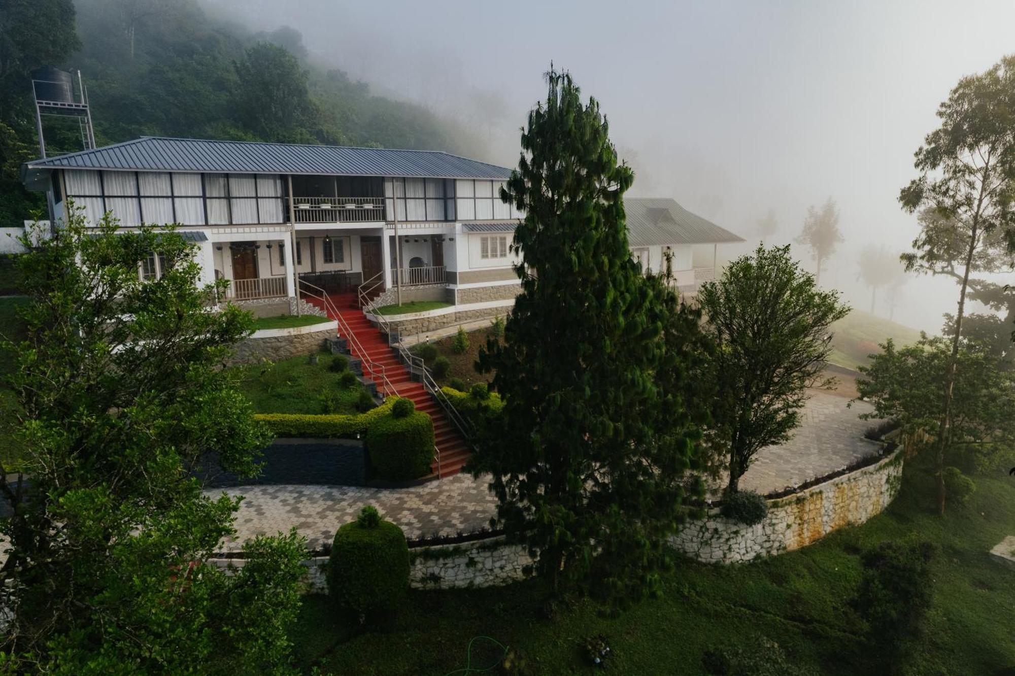 Misty Courtyard Resort Chinnakanal Εξωτερικό φωτογραφία